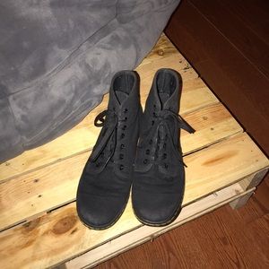 Size 9 doc martens, In pretty good condition